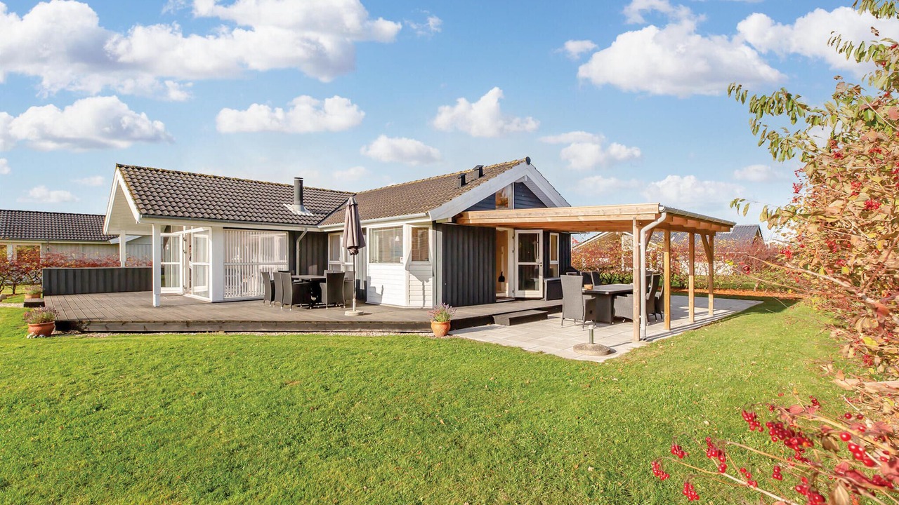 Photo of Others in Hasmark Strand