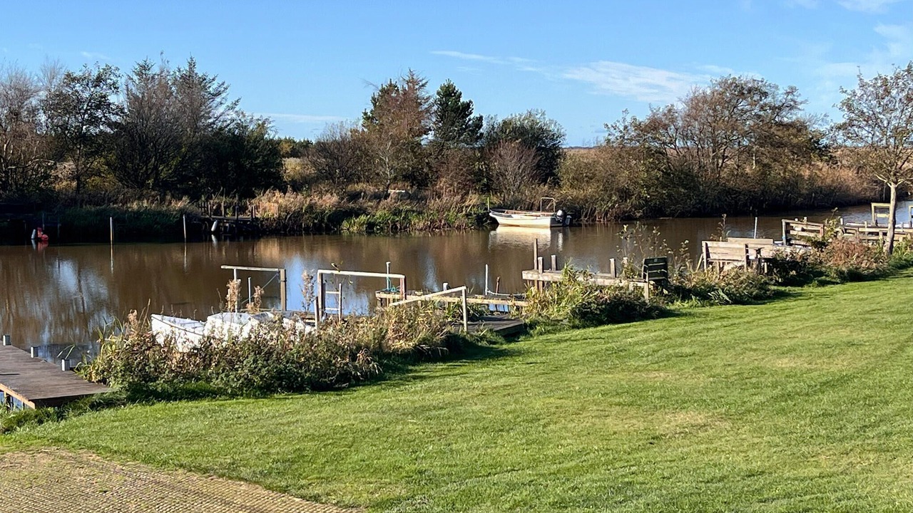 Photo of Others in Falen