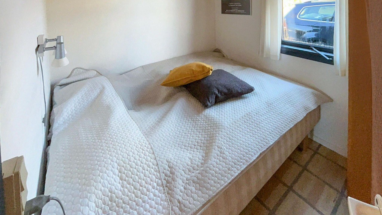 Photo of Others in Falen