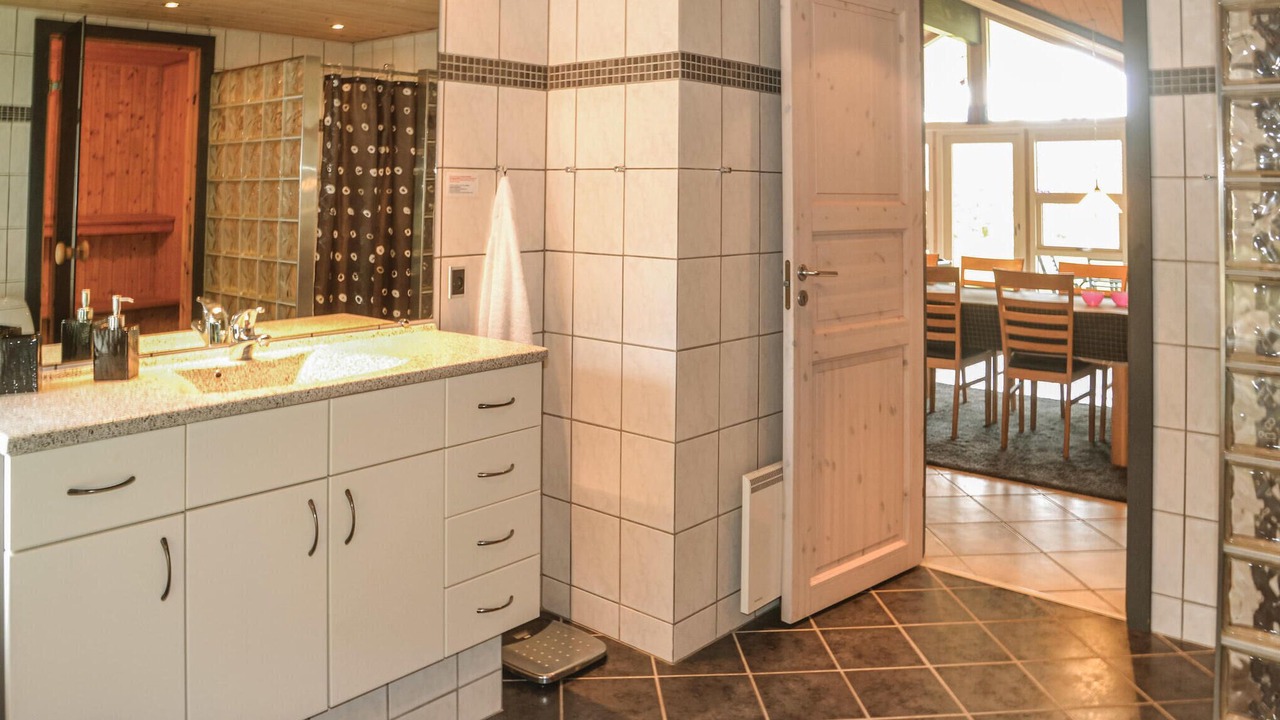 Photo of Bathroom in Jegum