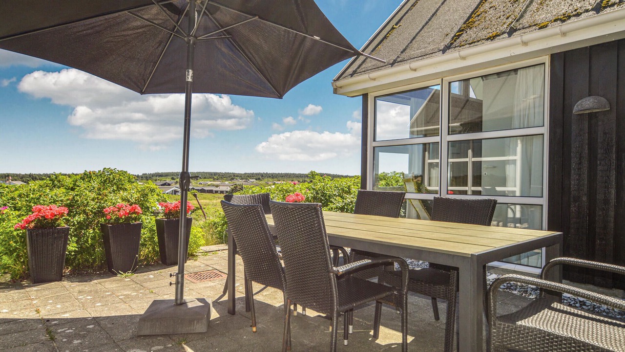Photo of Patio Balcony in Lokken