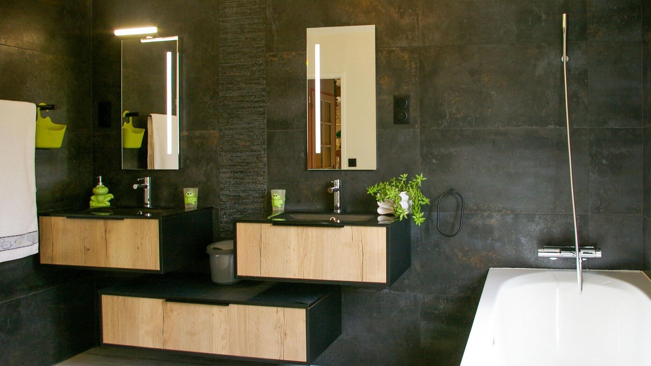 Photo of Bathroom in Saint-Tugdual