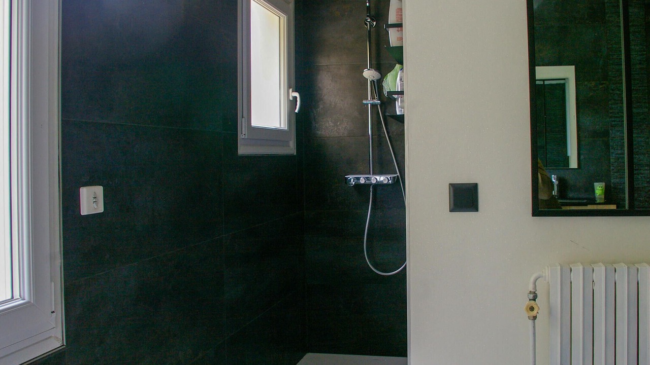 Photo of Bathroom in Saint-Tugdual