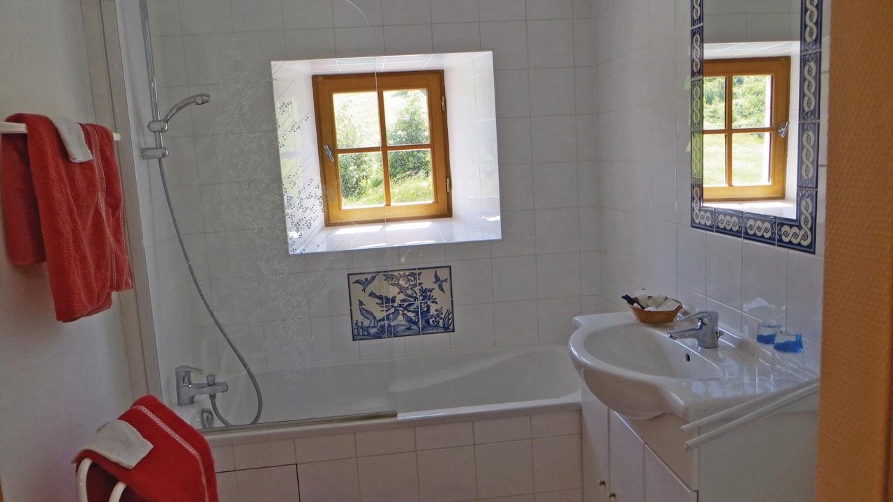 Photo of Bathroom in Domfront-en-Champagne