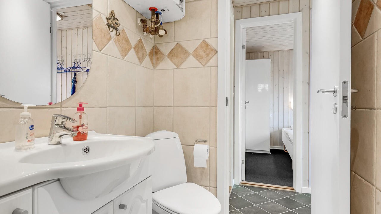 Photo of Bathroom in Rudkobing