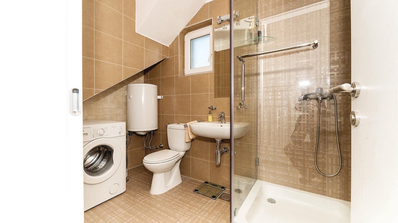 Photo of Bathroom in Miskovici