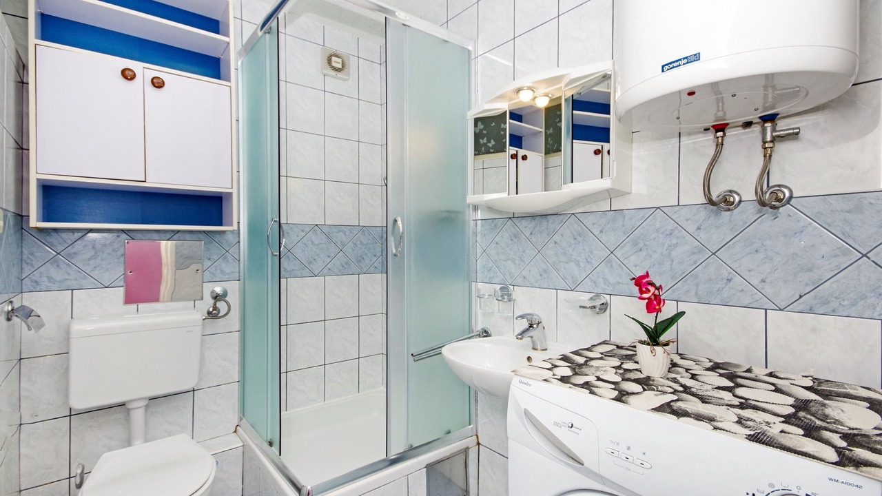 Photo of Bathroom in Makarska Old Town