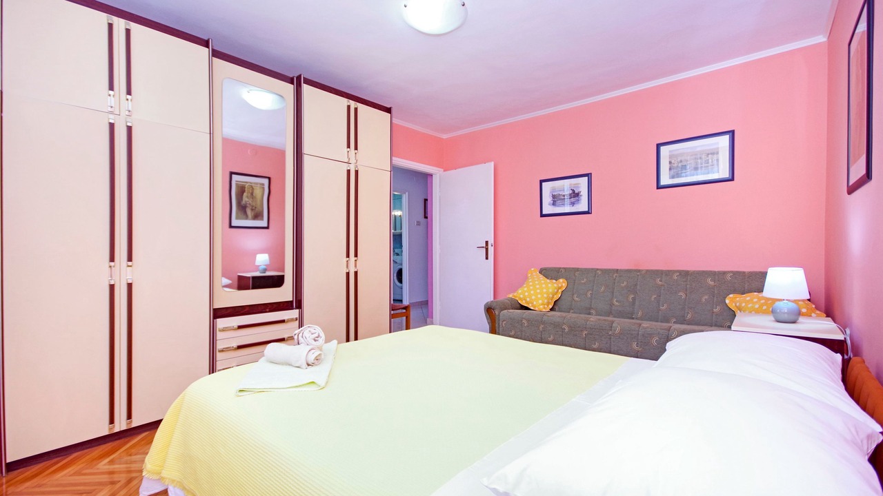 Photo of Bedroom in Makarska Old Town