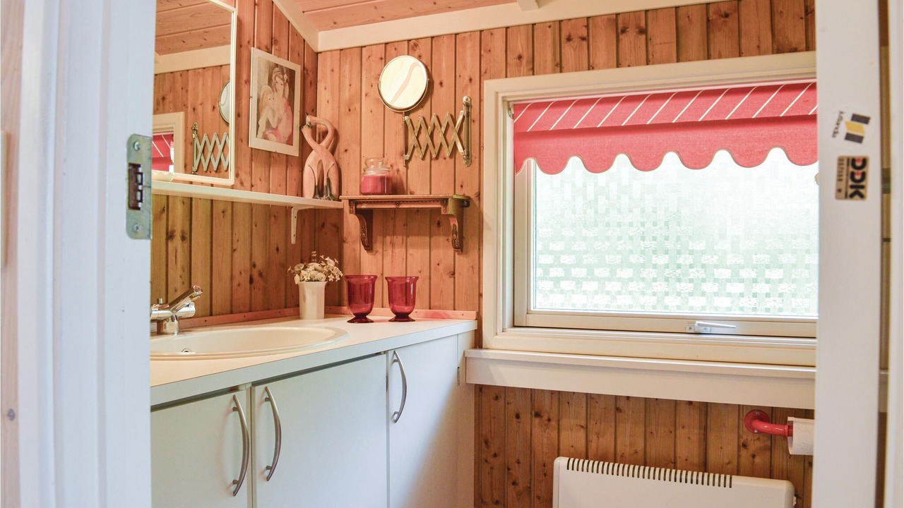 Photo of Bathroom in Skibby