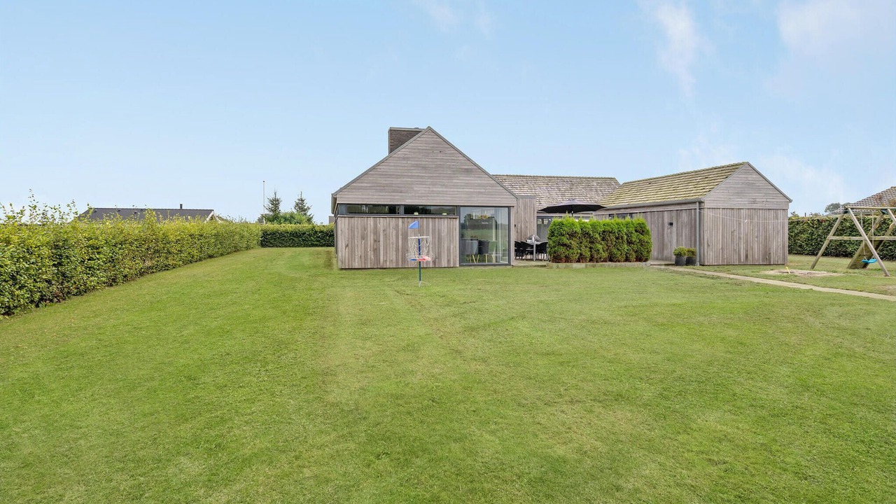 Photo of Others in Flovt Strand