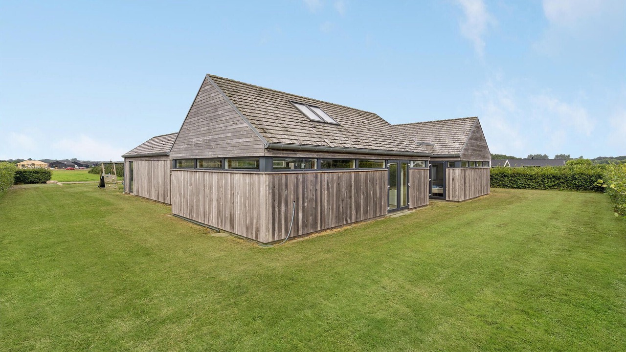 Photo of Others in Flovt Strand