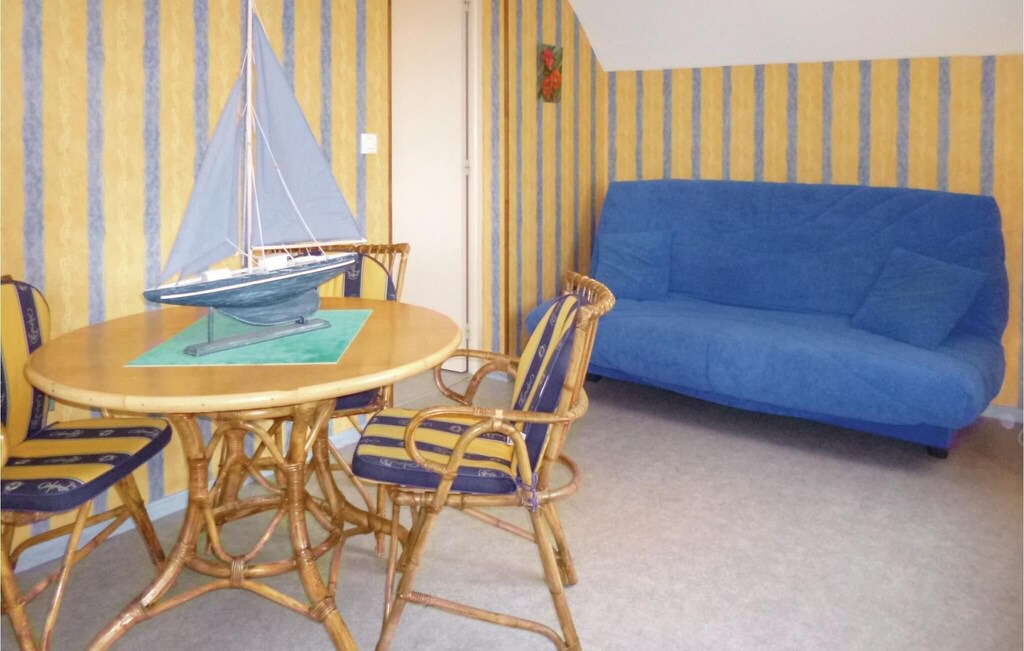 Photo of Livingroom in Saint-Germain-sur-Ay