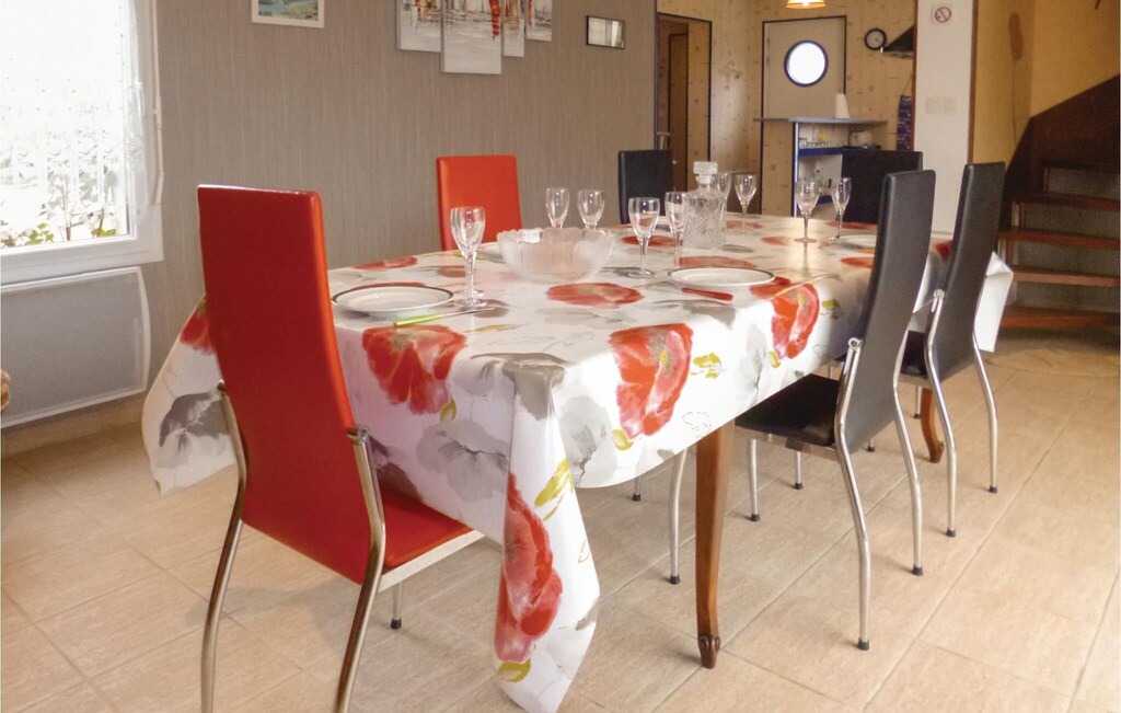 Photo of Livingroom in Saint-Germain-sur-Ay