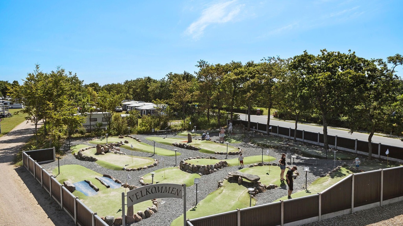 Photo of Others in Skaven Strand