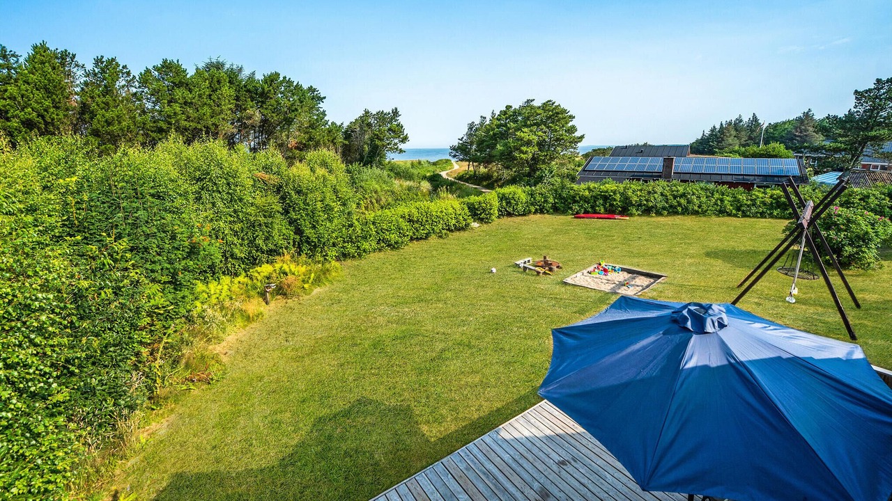 Photo of Others in Skaven Strand