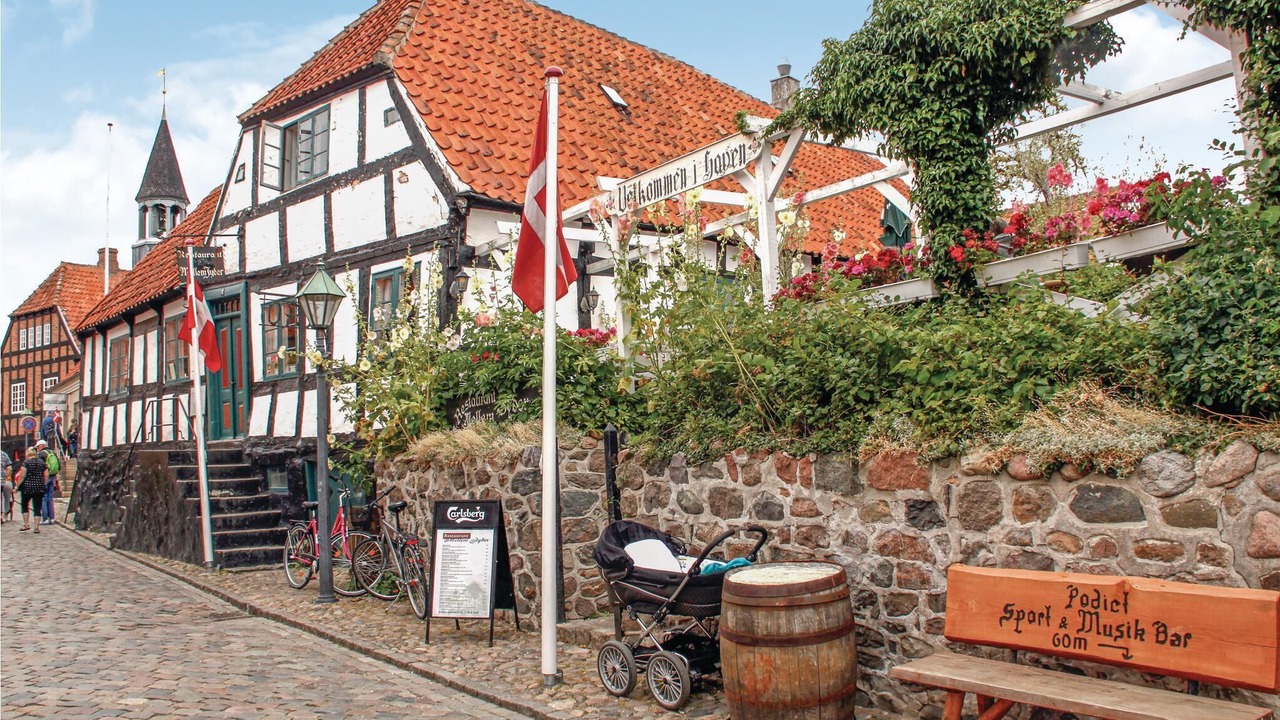 Photo of Others in Øksenmølle