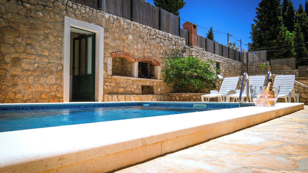 Photo of Outdoor in Kremena