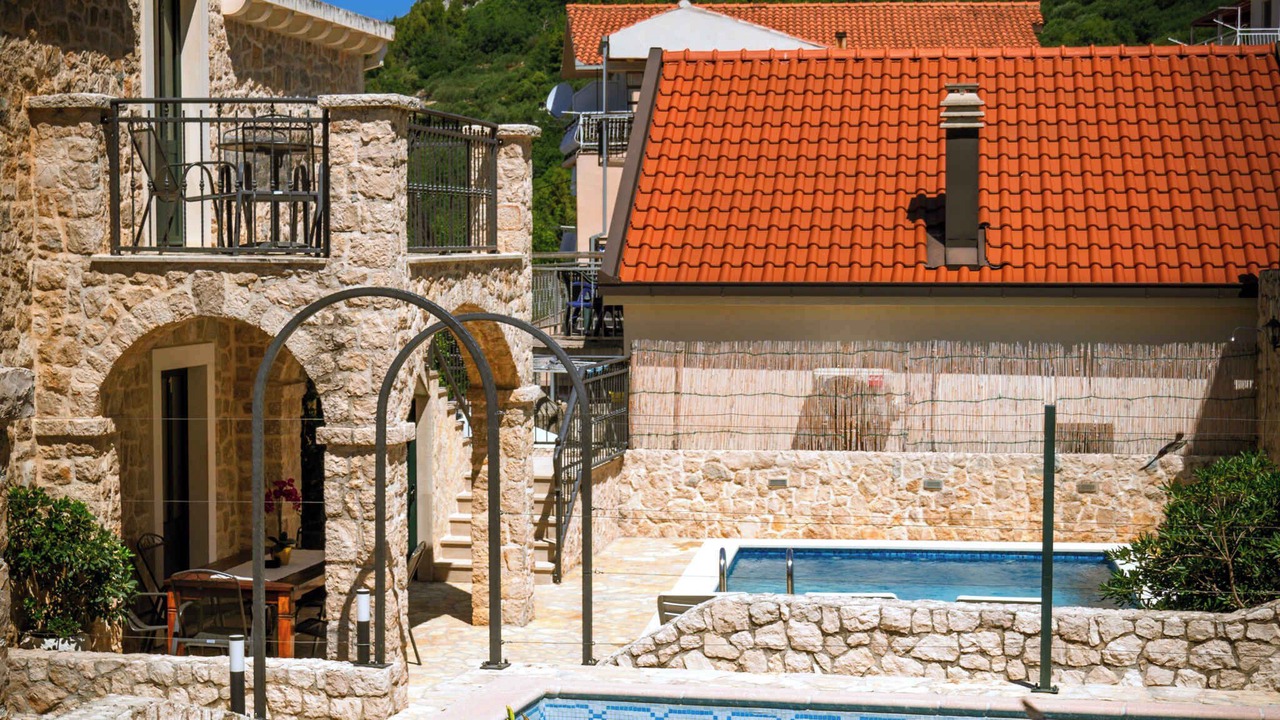 Photo of Outdoor in Kremena