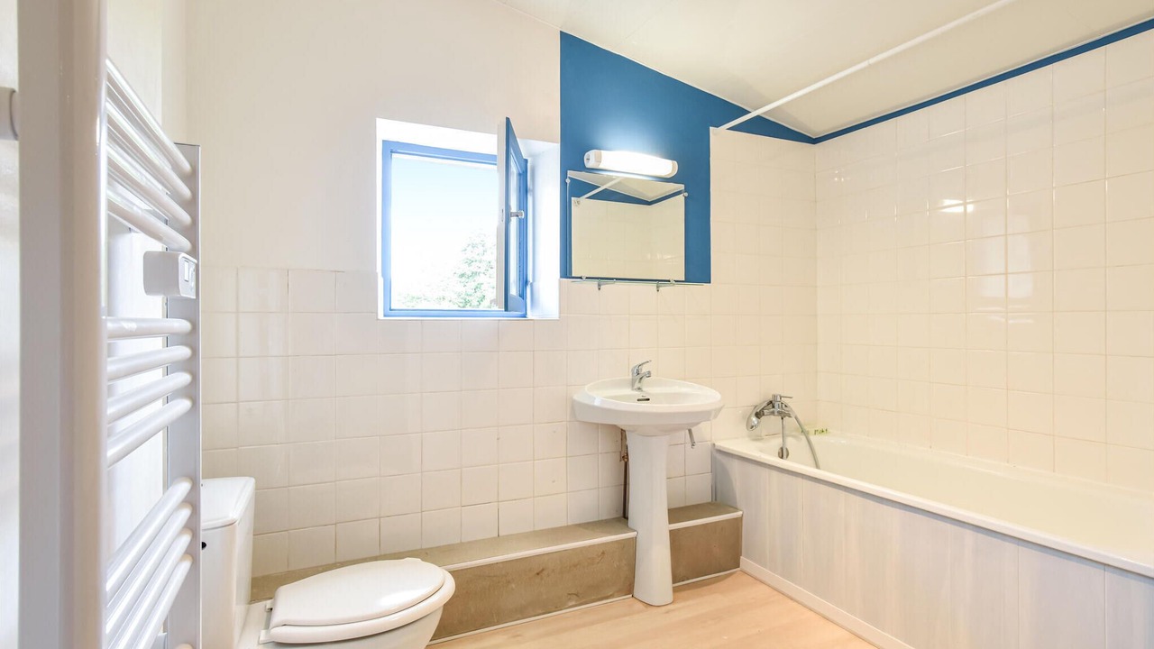 Photo of Bathroom in La Chapelle-Hermier
