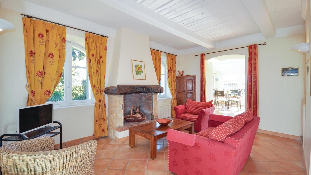 Photo of Bedroom in Cabris