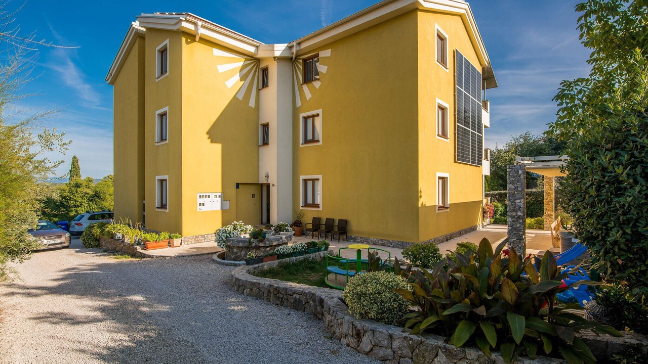 Photo of Outdoor in Salatic