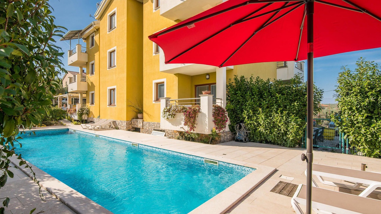 Photo of Outdoor in Salatic