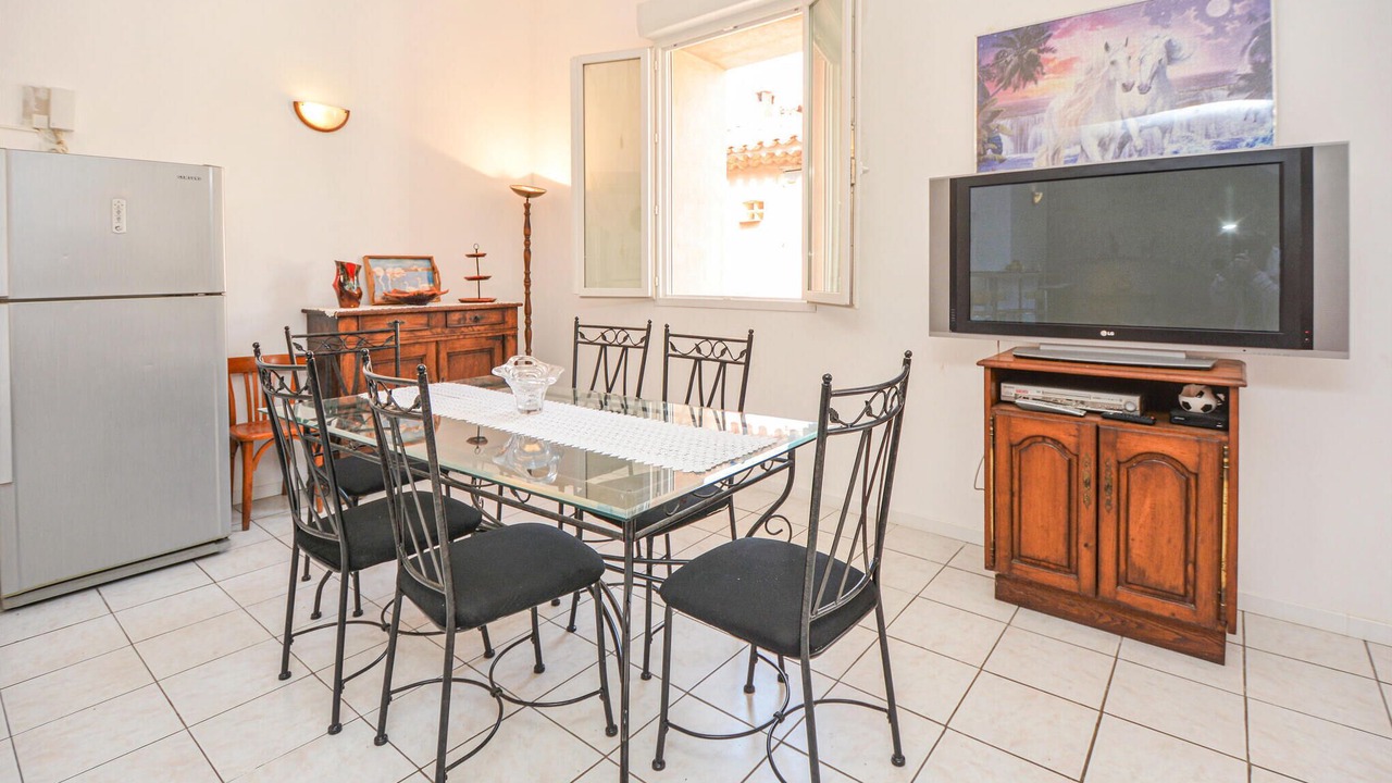 Photo of Bedroom in Cessenon-sur-Orb