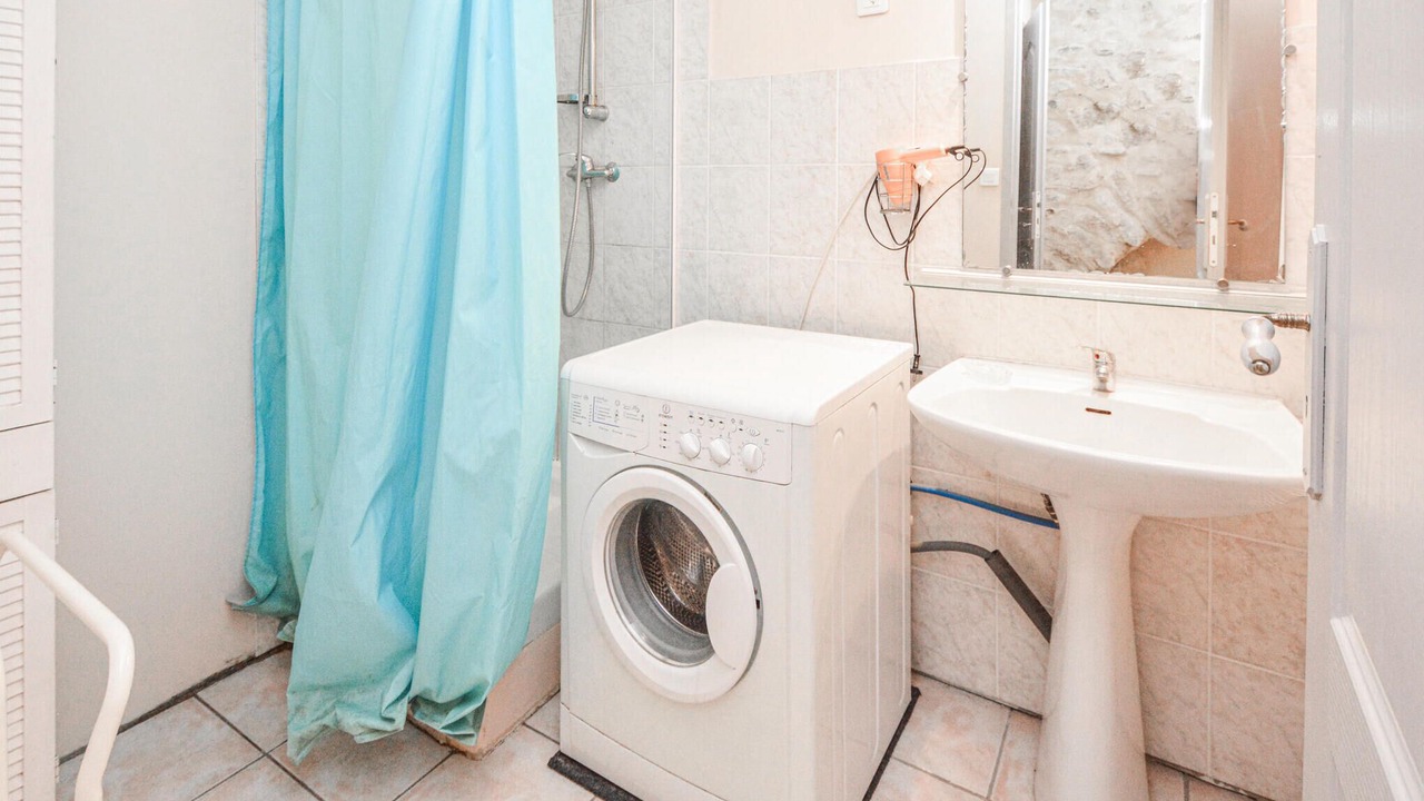 Photo of Bathroom in Cessenon-sur-Orb
