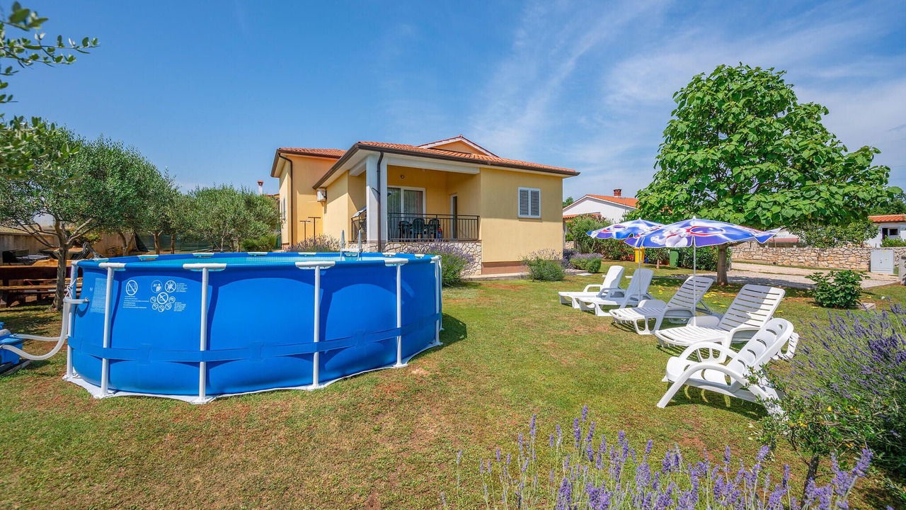 Photo of Outdoor in Nedescina