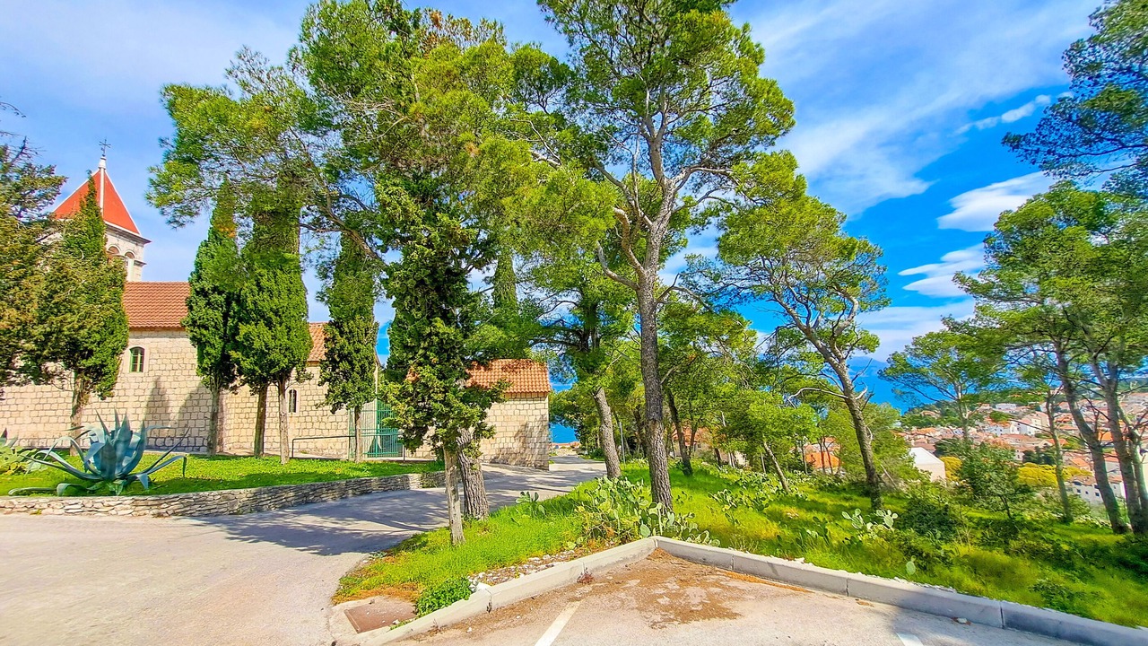 Photo of Outdoor in Sutivan