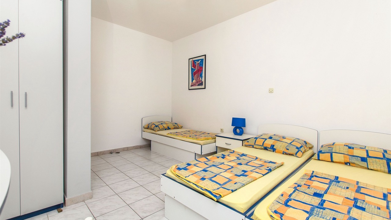 Photo of Bedroom in Sutivan