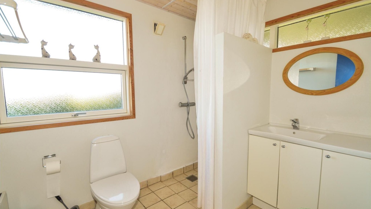 Photo of Bathroom in Lonstrup