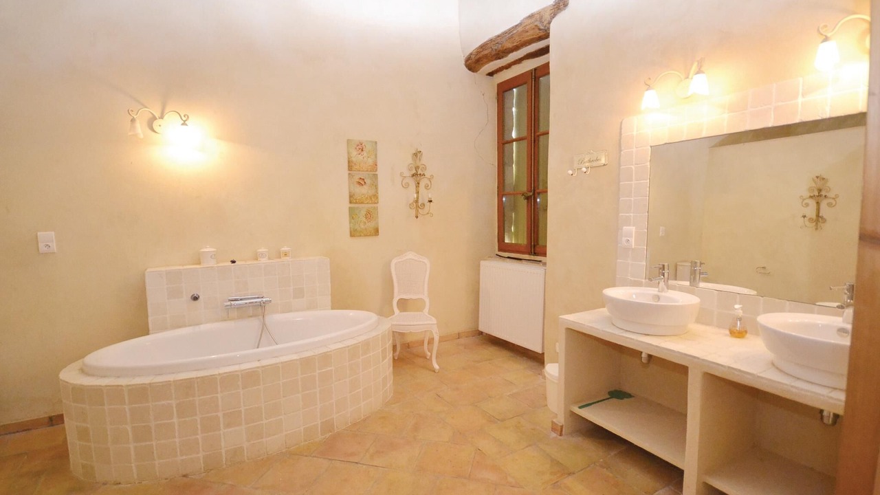 Photo of Bathroom in Anduze