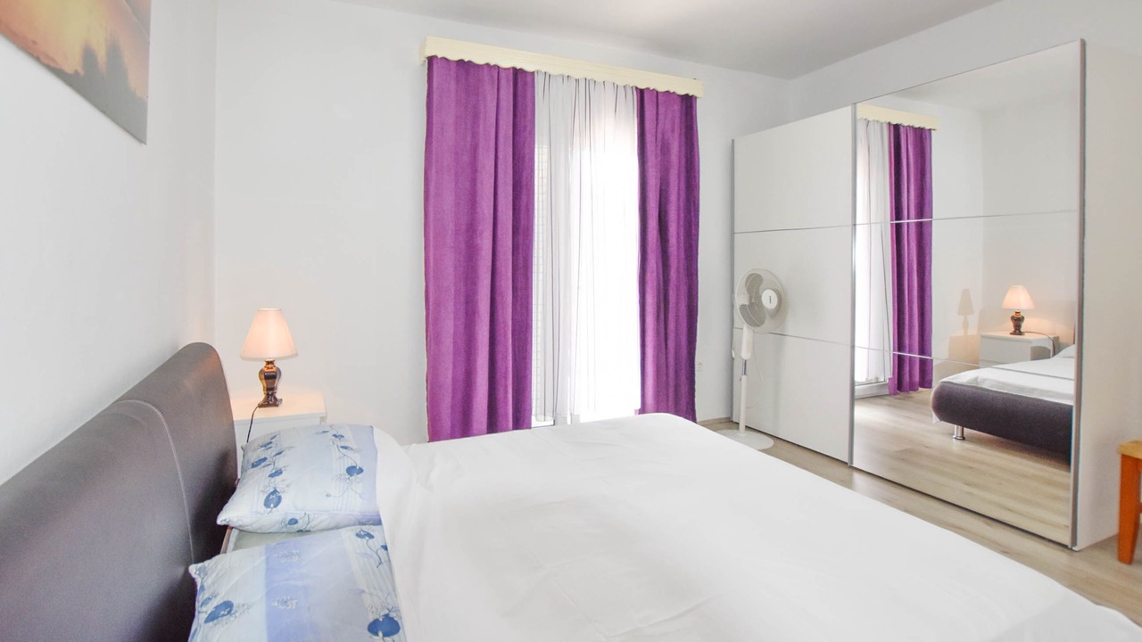 Photo of Bedroom in Sukosan
