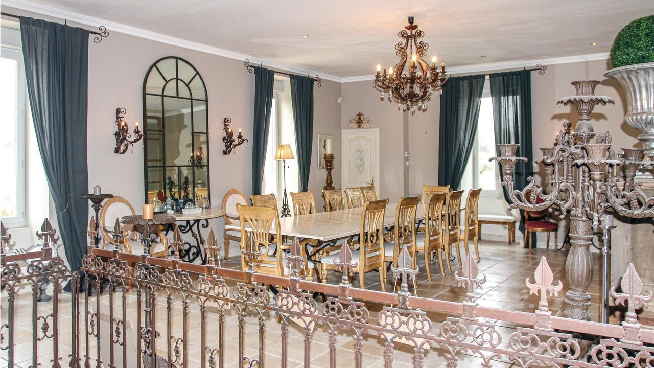 Photo of Bedroom in Pont-Saint-Esprit