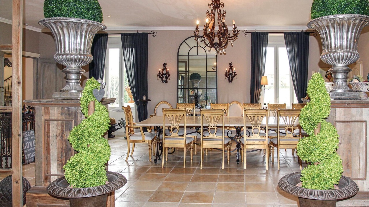 Photo of Bedroom in Pont-Saint-Esprit