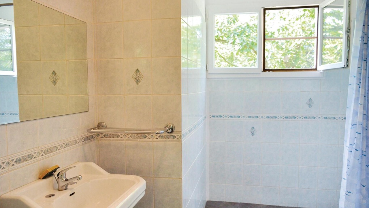 Photo of Bathroom in Athis