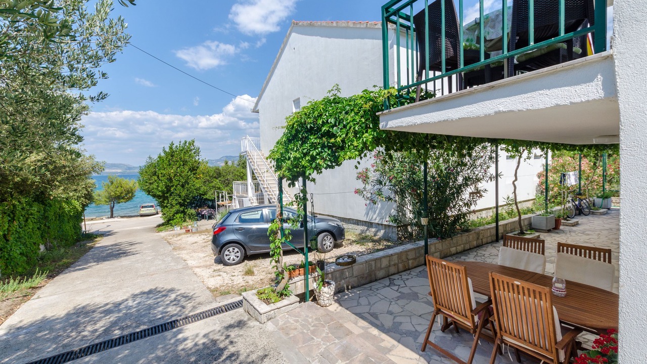 Photo of Outdoor in Drace