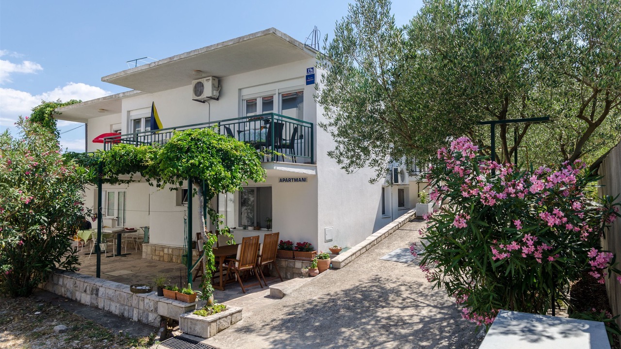 Photo of Outdoor in Drace