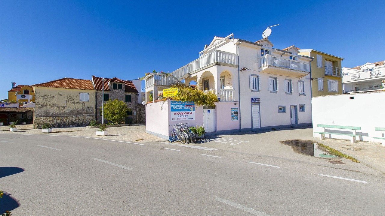 Photo of Outdoor in Jezera