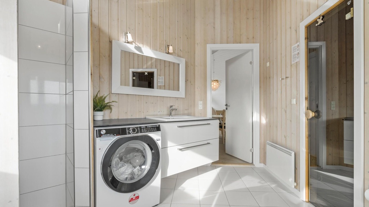 Photo of Others in Haurvig