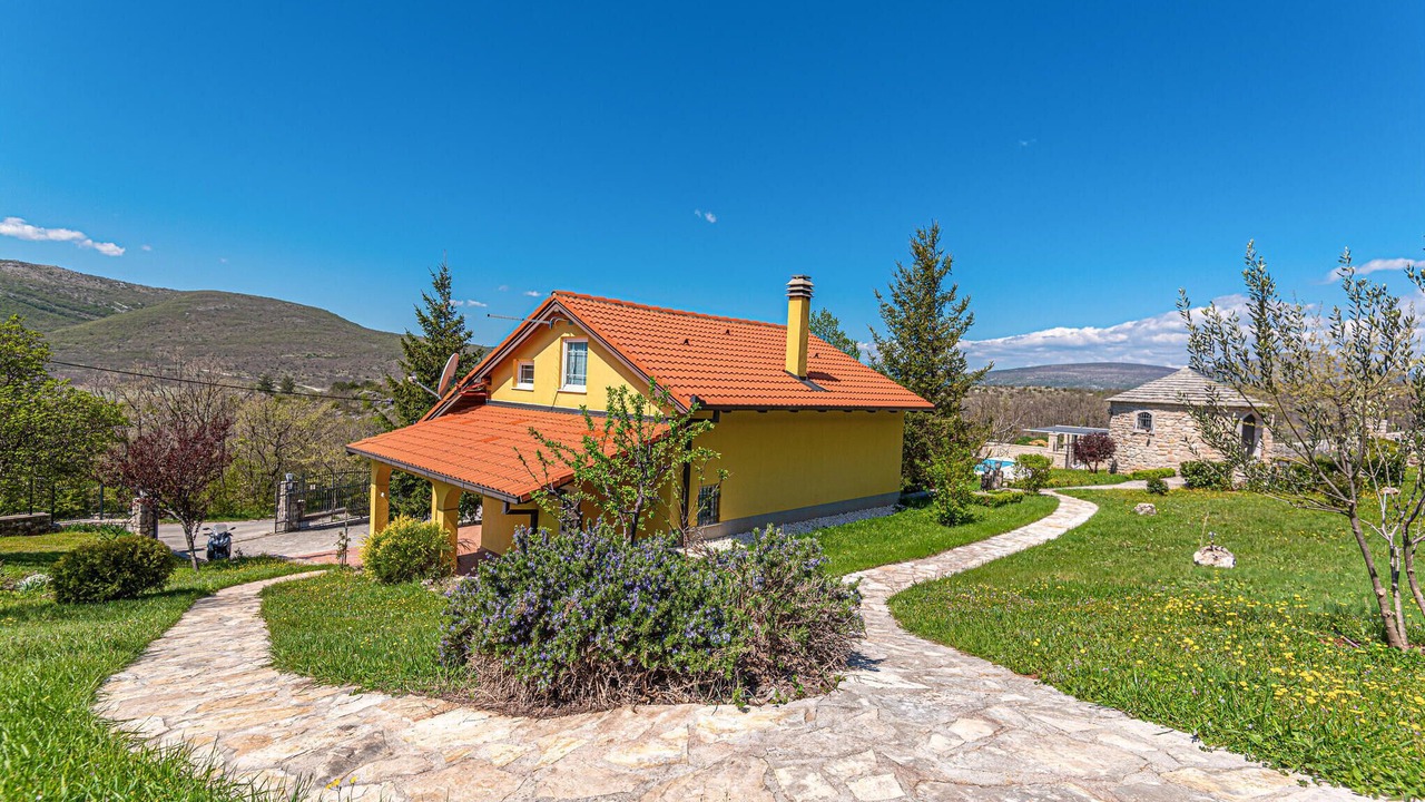 Photo of Outdoor in Kijevo
