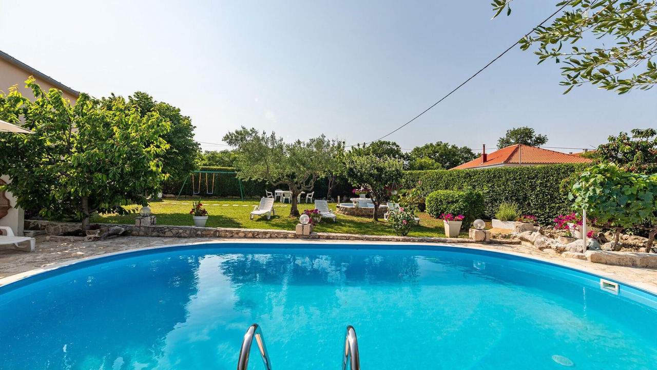 Photo of Outdoor in Lovinac