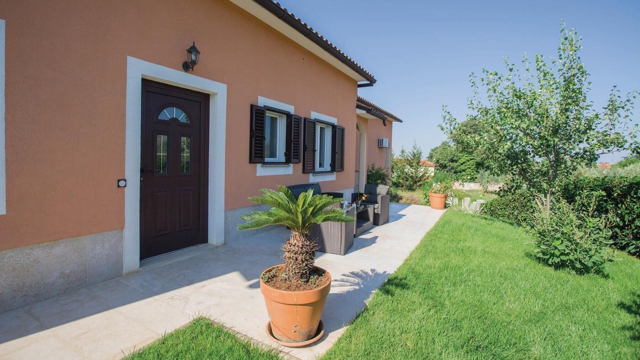 Photo of Outdoor in Vabriga