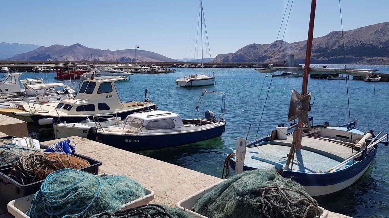 Photo of Others in Baska