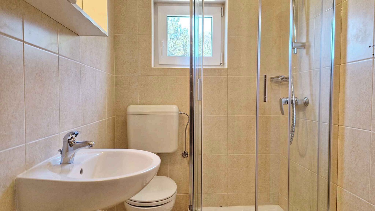 Photo of Bathroom in Baska
