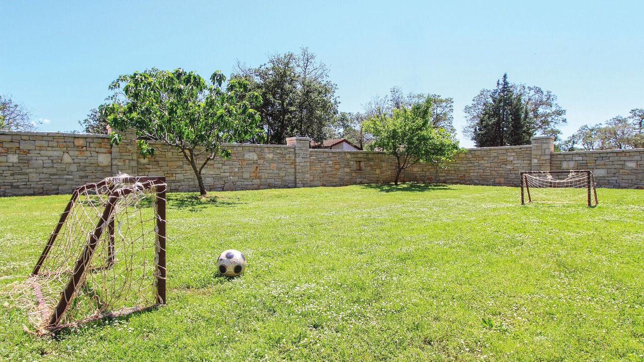 Photo of Outdoor in Gajana