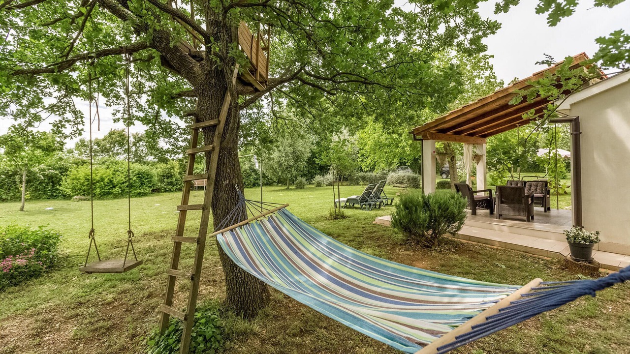 Photo of Outdoor in Loborika