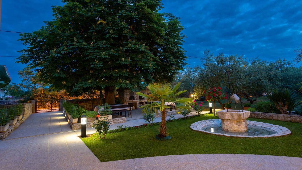 Photo of Patio Balcony in Sveti Anton