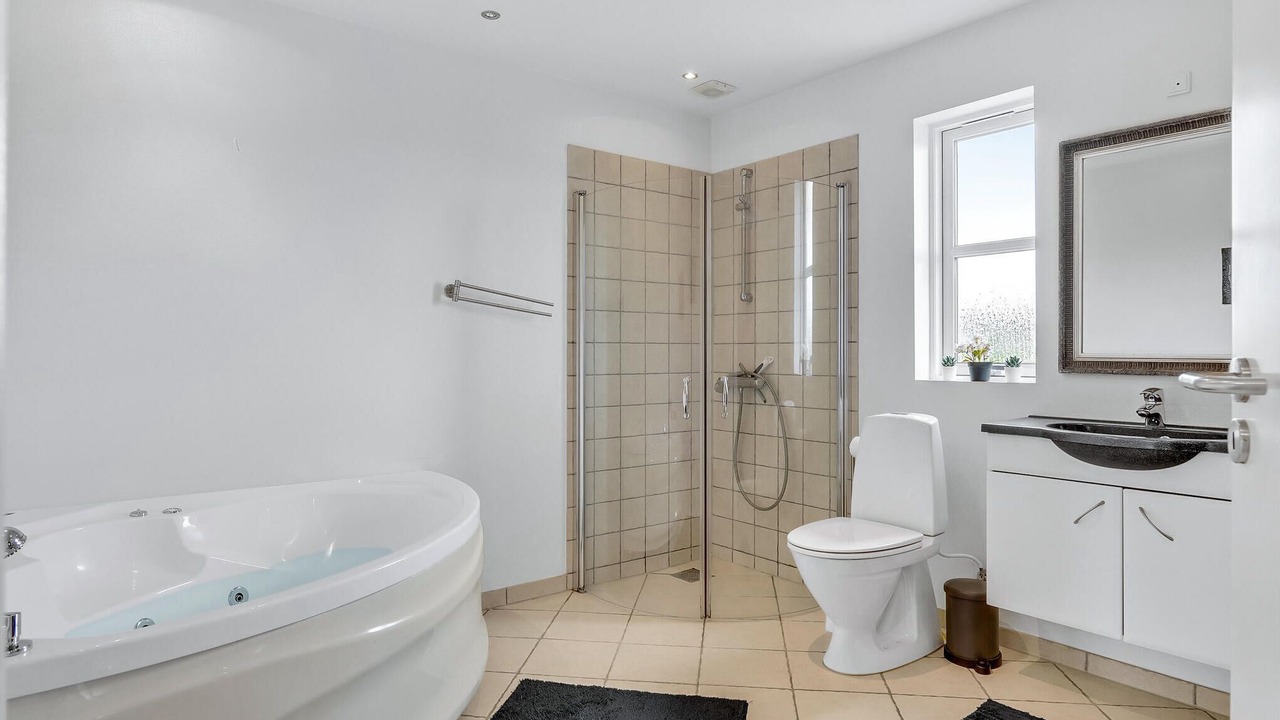 Photo of Bathroom in Falen